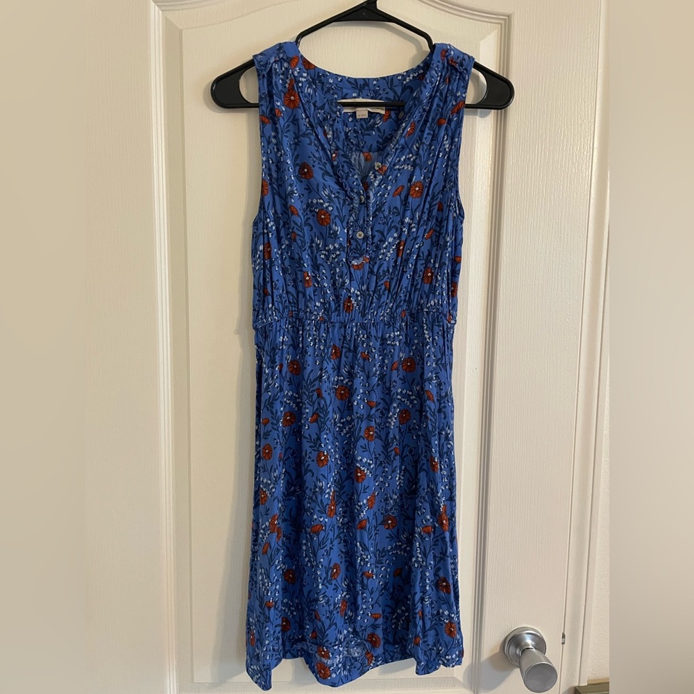 Ann Taylor LOFT half button front casual floral dress